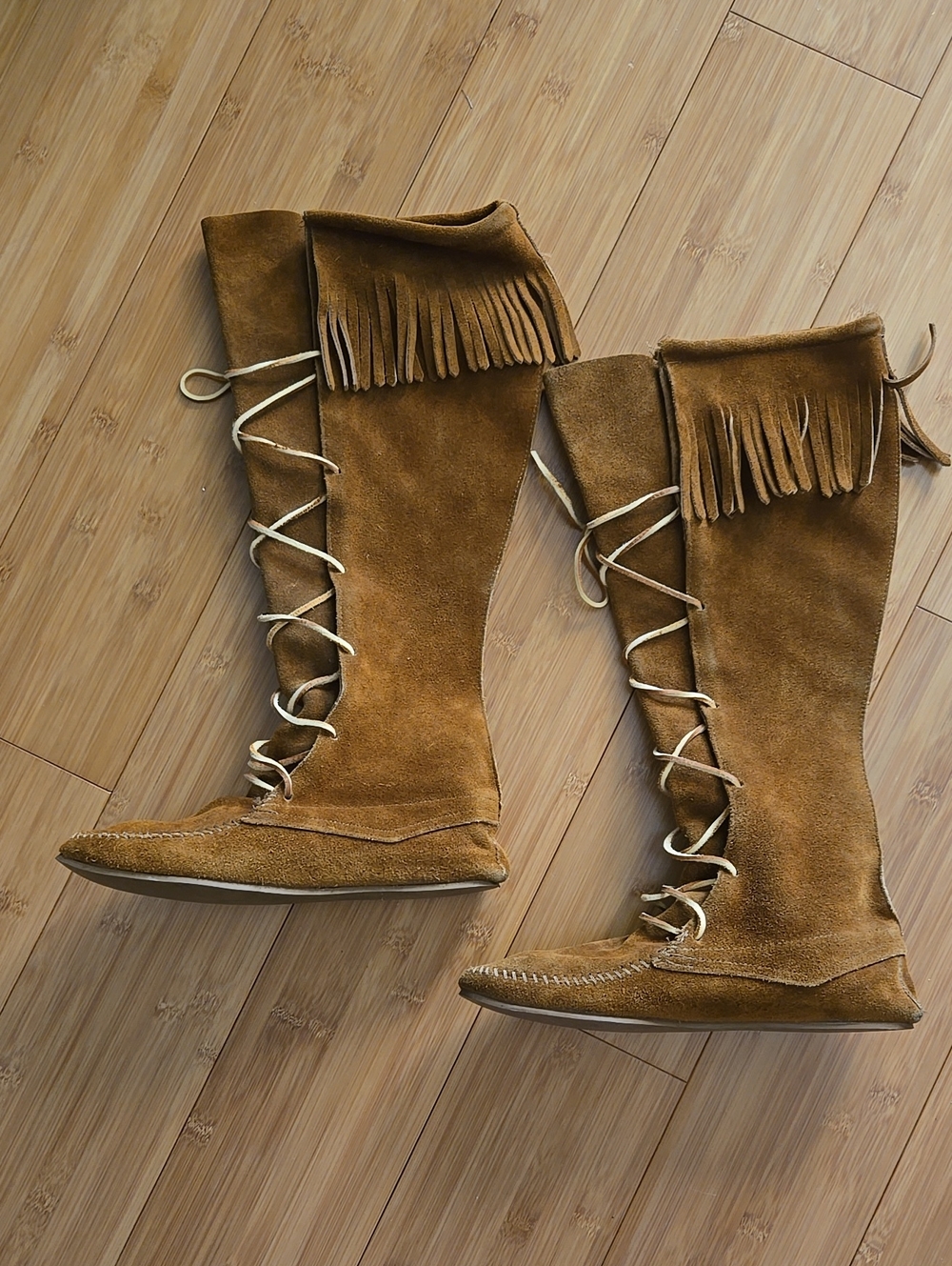 Minnetonka Front Lace Knee High Boots - 9